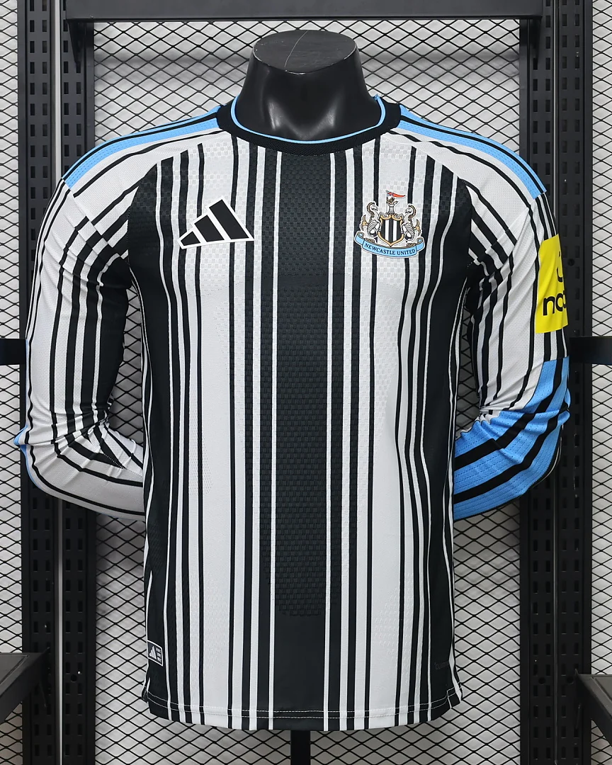 Camisola Newcastle United 26/27 Principal Versão Jogador Manga Comprida