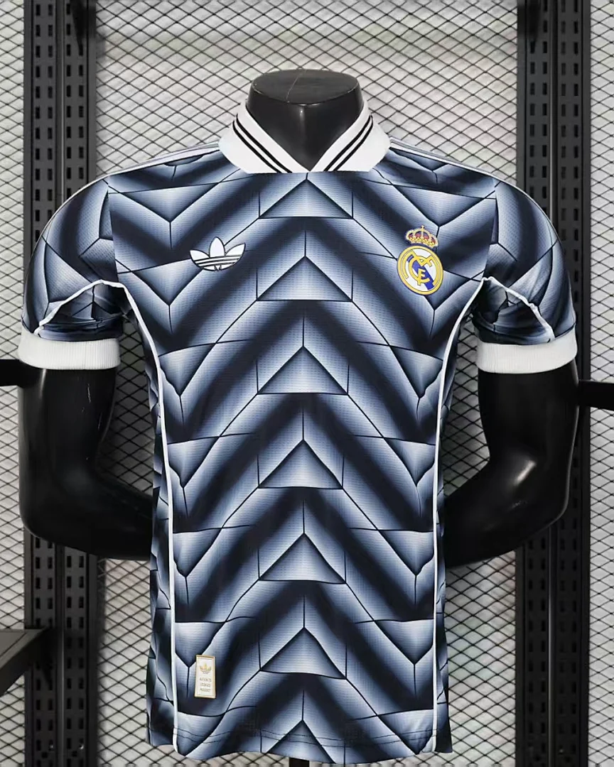 Camisola Real Madrid Edição Especial Preta Versão Jogador
