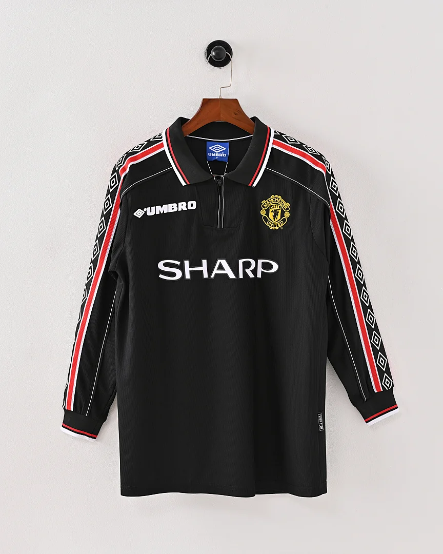 Camisola Retro Manchester United 1998/99 Preta Manga Comprida