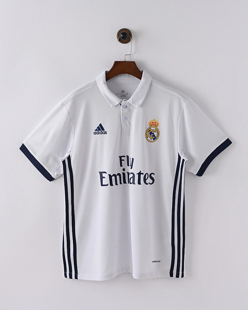 Camisola Retro Real Madrid 16/17 Principal