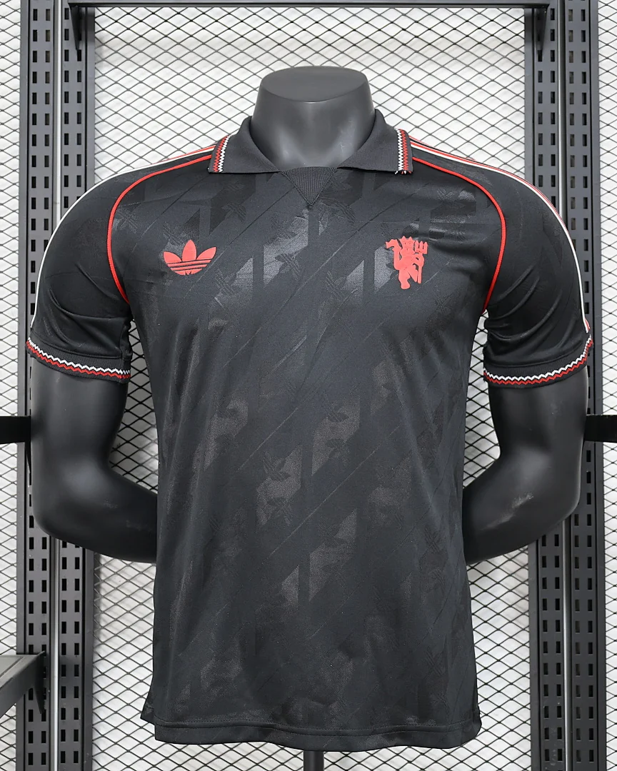 Camisola Retro Manchester United Preta