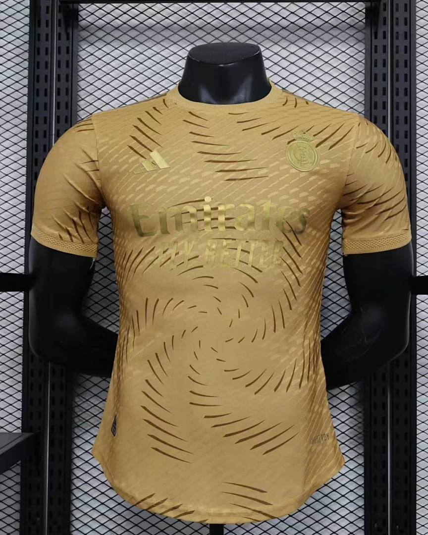 Camisola Real Madrid Edição Especial Dourada Versão Jogador