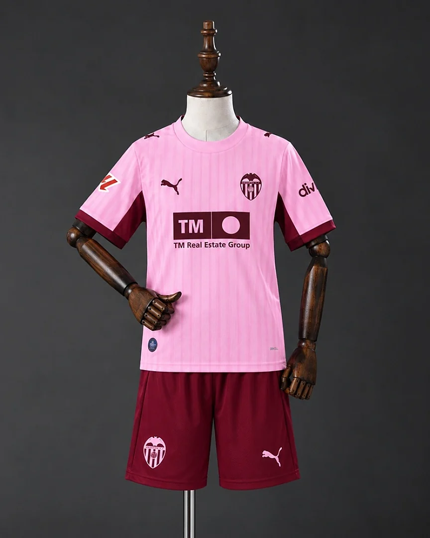 Kit Criança Valência 26/27 Terceira