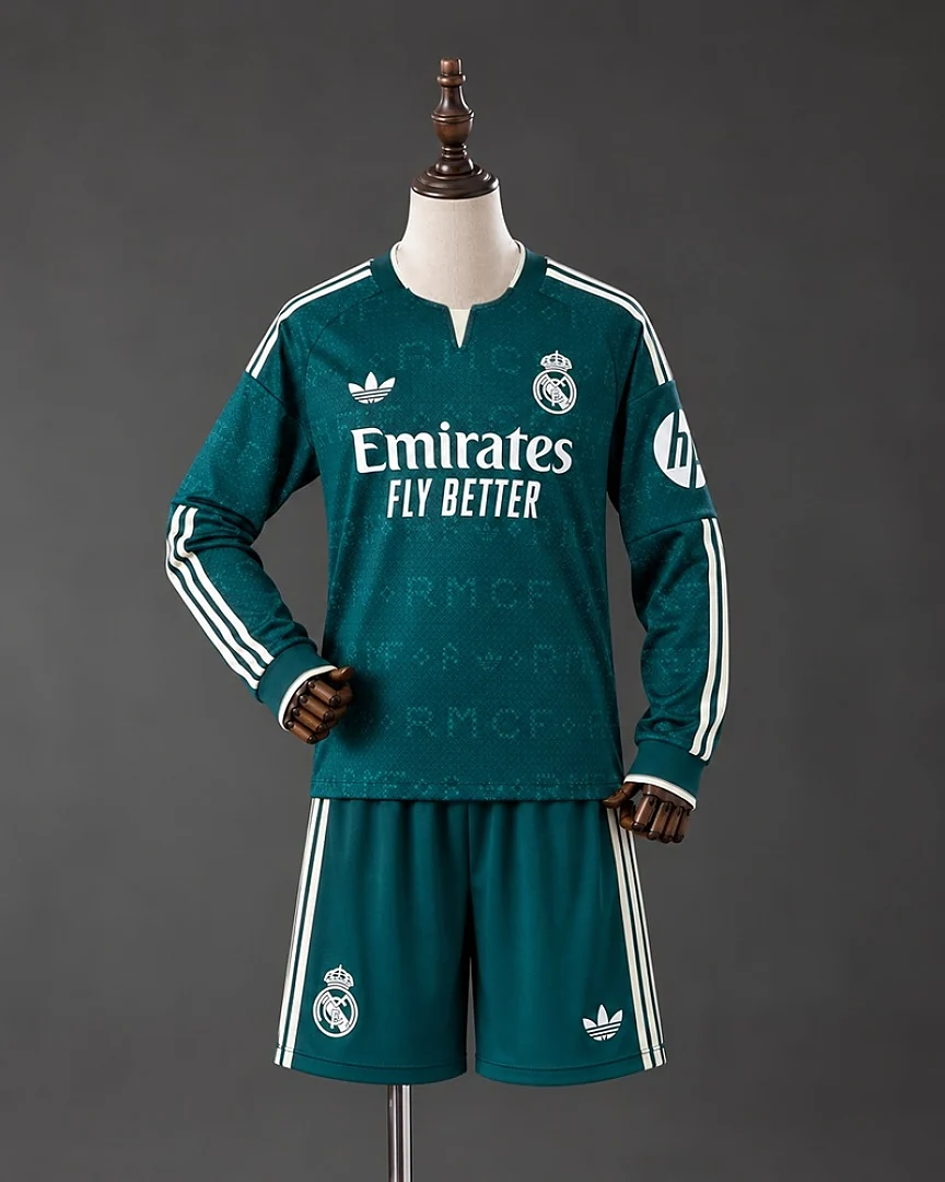 Kit Criança Real Madrid 26/27 Alternativa Manga Comprida