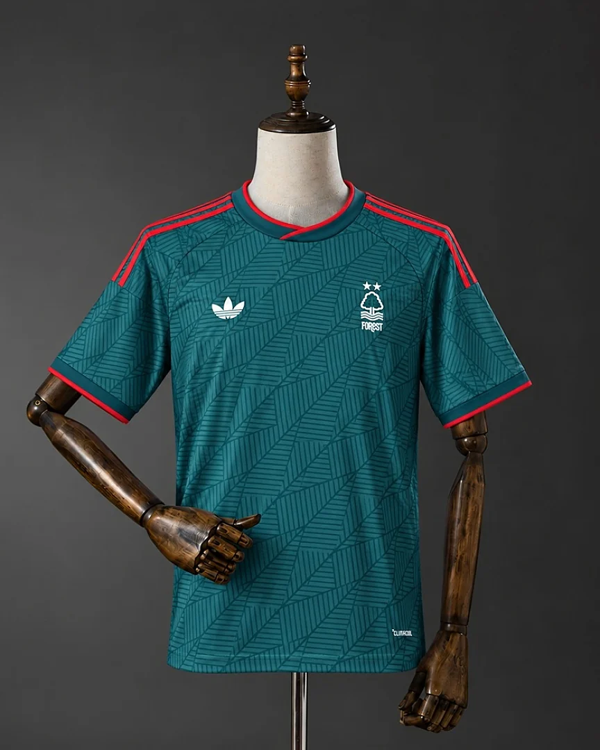 Camisola Nottingham Forest 26/27 Terceira