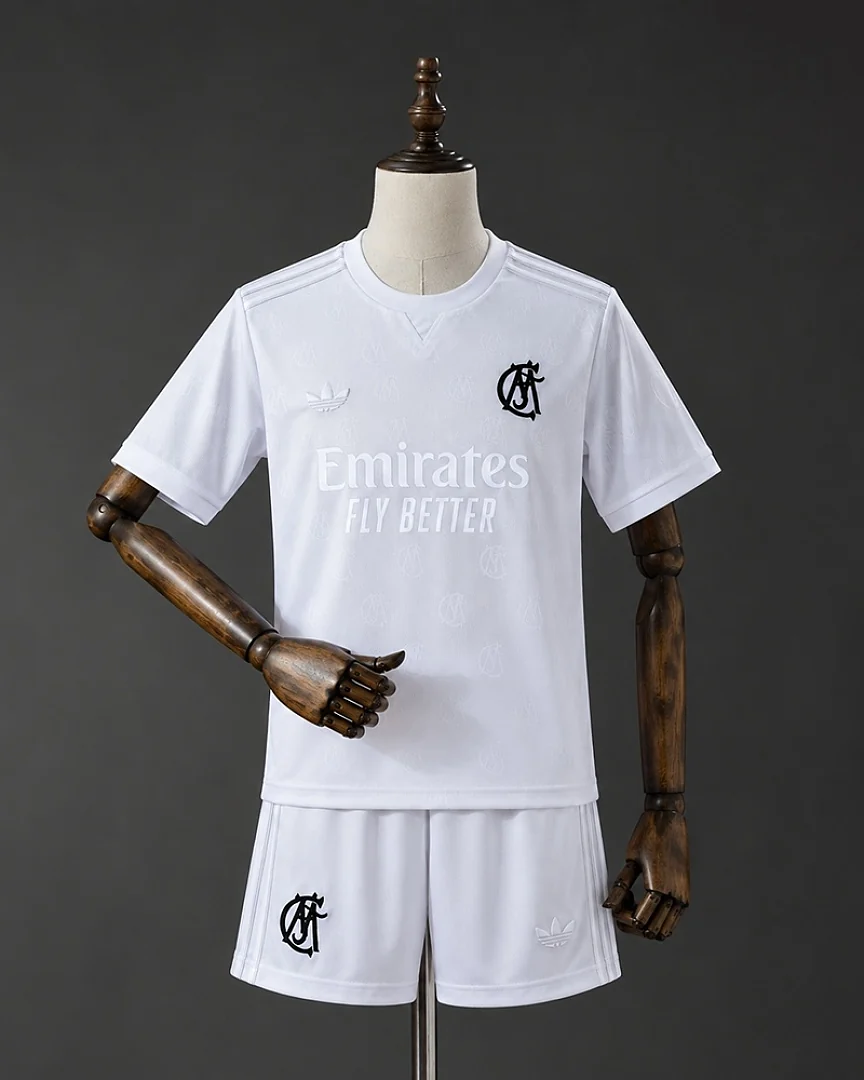 Kit Criança Real Madrid 26/27 125 Anos