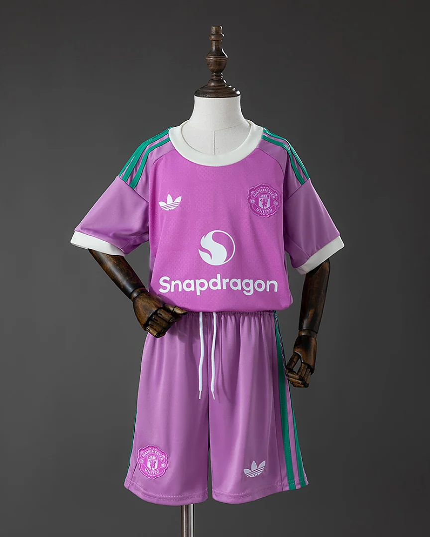 Kit Criança Manchester United 26/27 Guarda-Redes