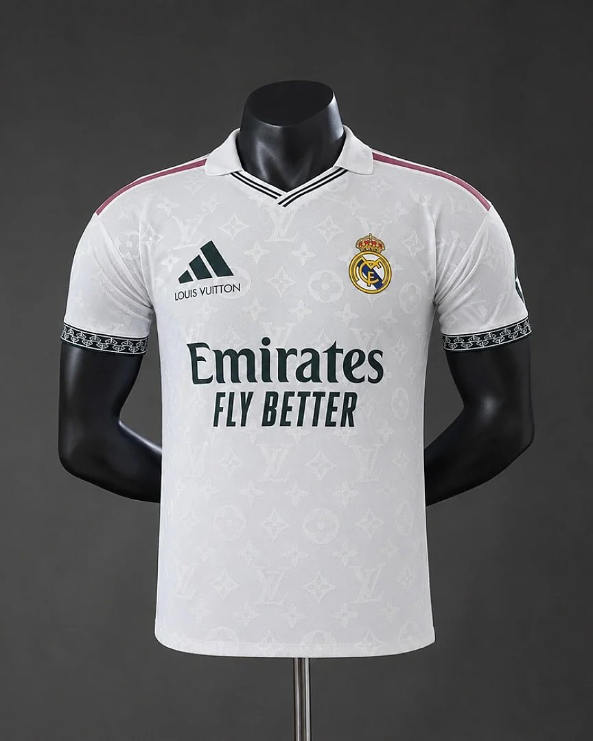 Camisola Real Madrid 26/27 Edição Especial Versão Jogador · Modelo 3