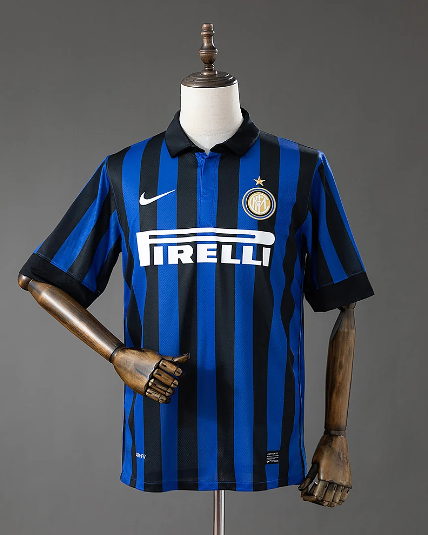 Camisola Retro Inter de Milão 11/12 Principal