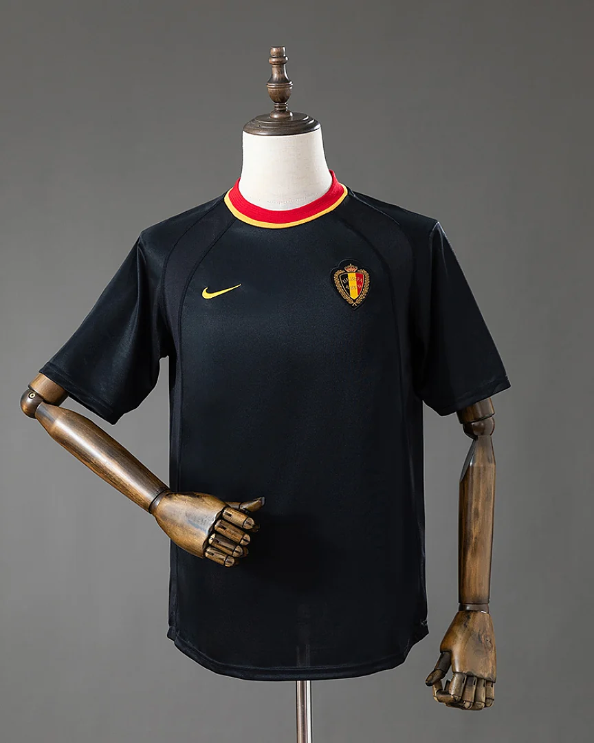Camisola Retro Bélgica 2000 Alternativa
