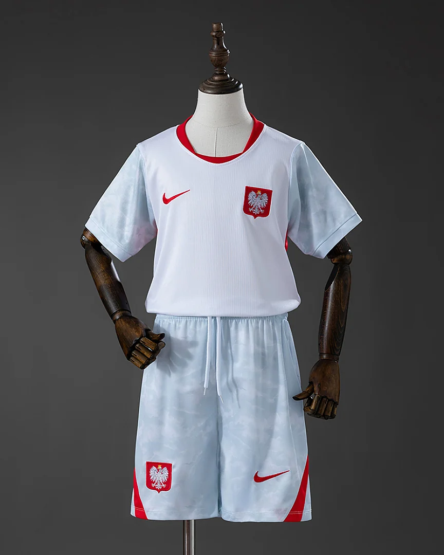 Kit Criança Polónia 2026 Principal