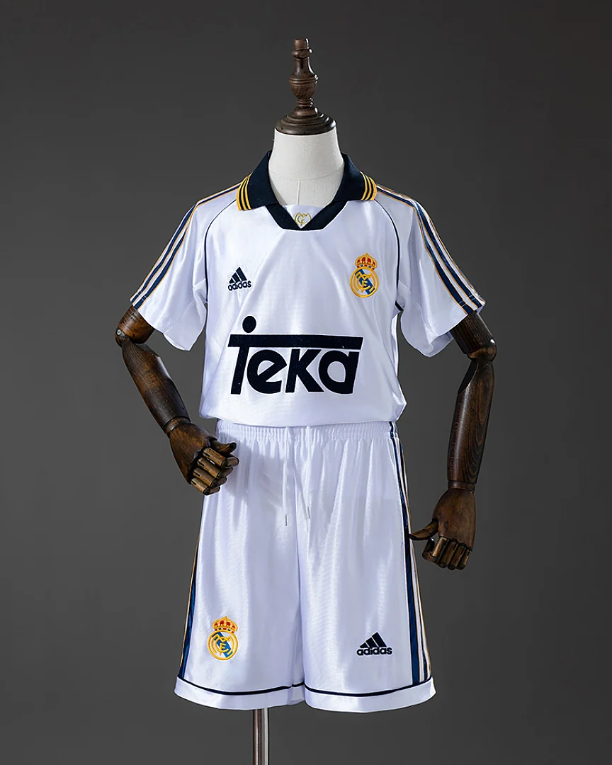 Kit Criança Real Madrid 1998/00 Principal