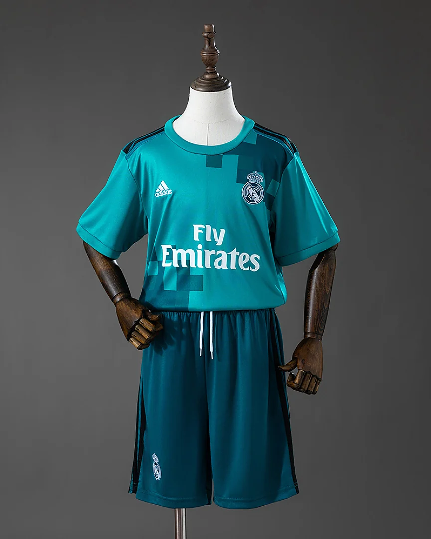 Kit Criança Real Madrid 17/18 Terceira