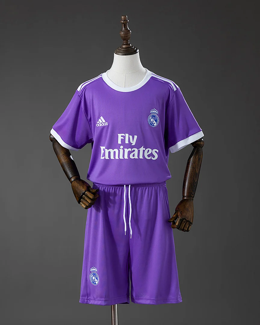 Kit Criança Real Madrid 16/17 Alternativa