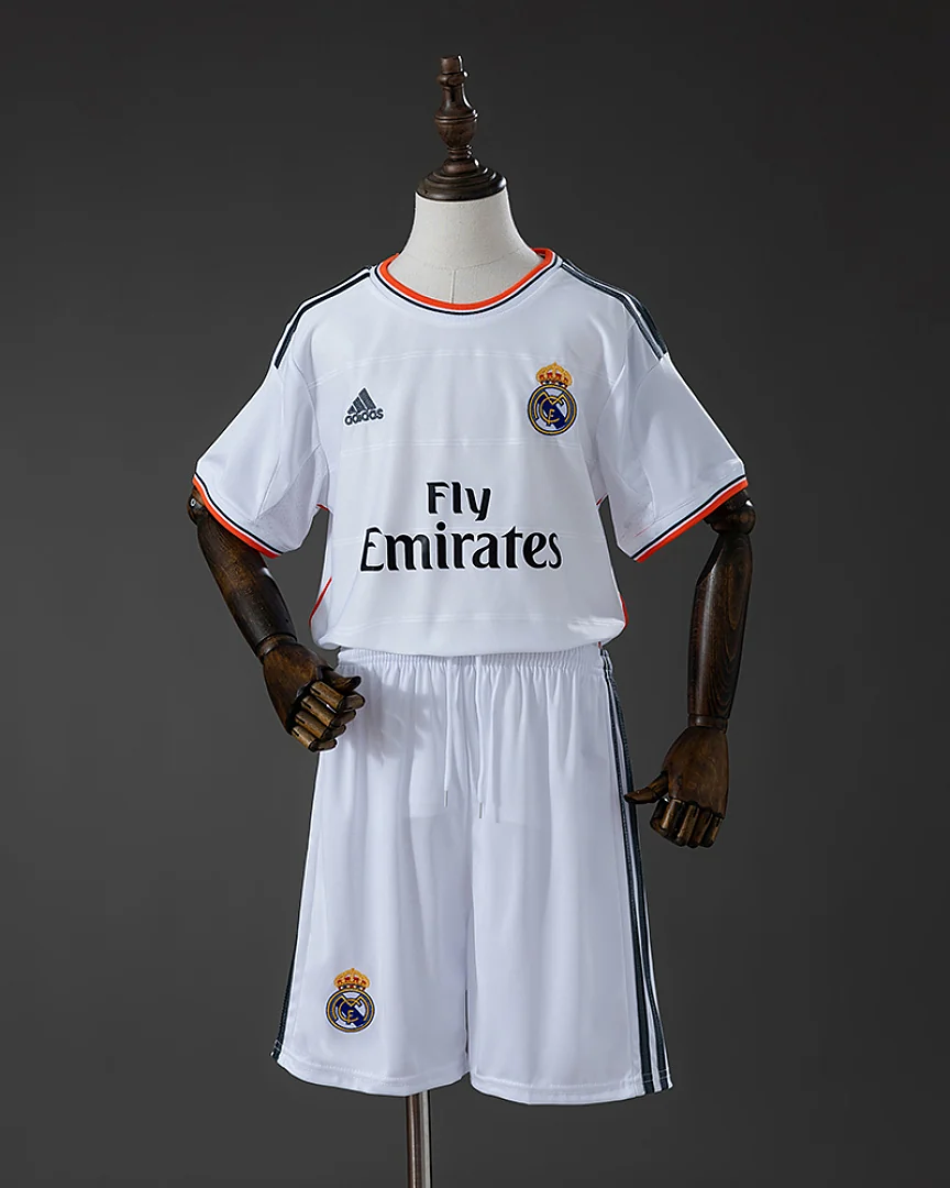 Kit Criança Real Madrid 13/14 Principal