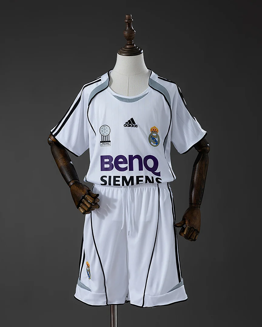 Kit Criança Real Madrid 06/07 Principal