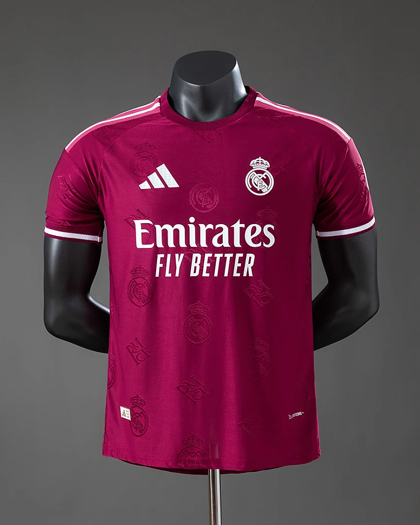 Camisola Real Madrid 26/27 Edição Especial Vermelha Versão Jogador