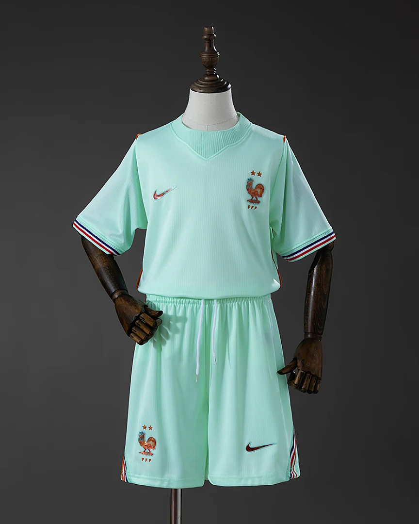 Kit Criança França 2026 Alternativa