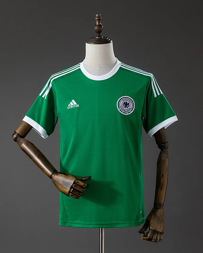 Camisola Retro Alemanha 12/13 Alternativa