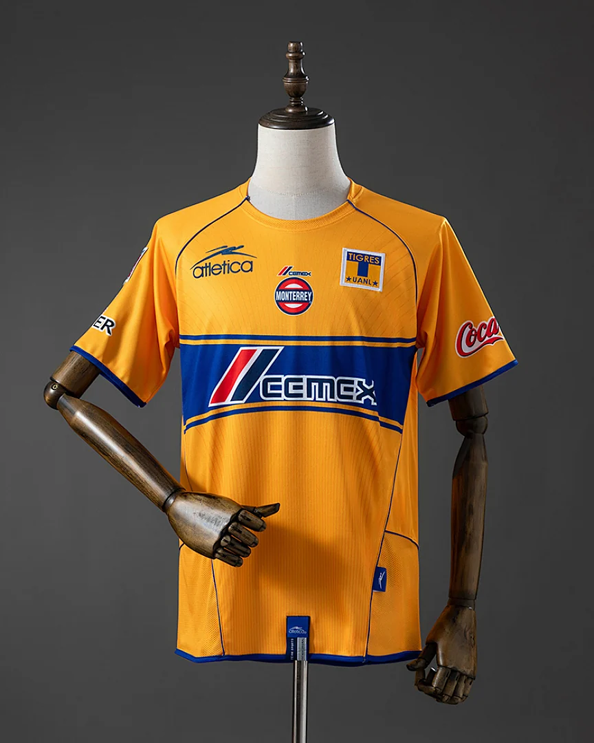 Camisola Retro Tigres UANL 05/06 Principal