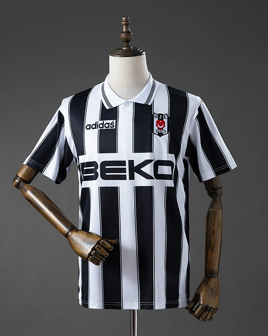 Camisola Retro Besiktas 1996/97 Alternativa