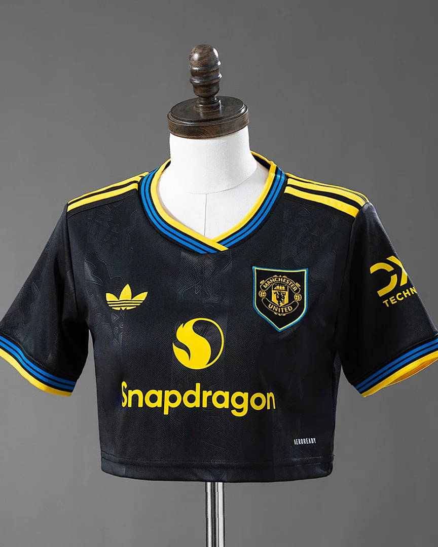 Camisola Manchester United 25/26 Terceira Mulher
