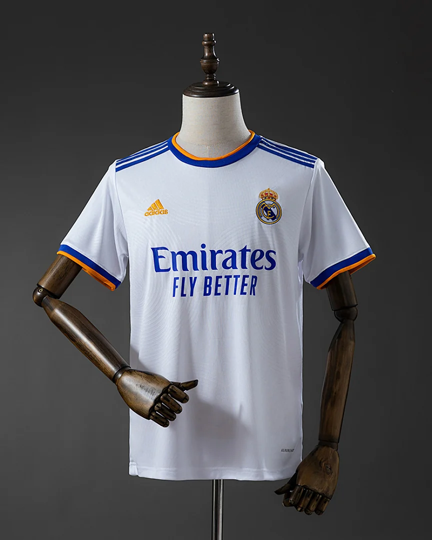 Camisola Retro Real Madrid 21/22 Principal
