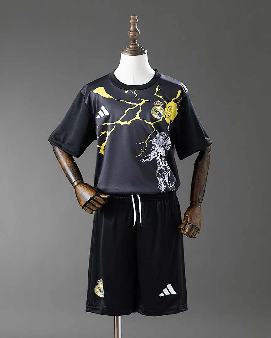 Kit Criança Real Madrid 25/26 Pré-Jogo Preto