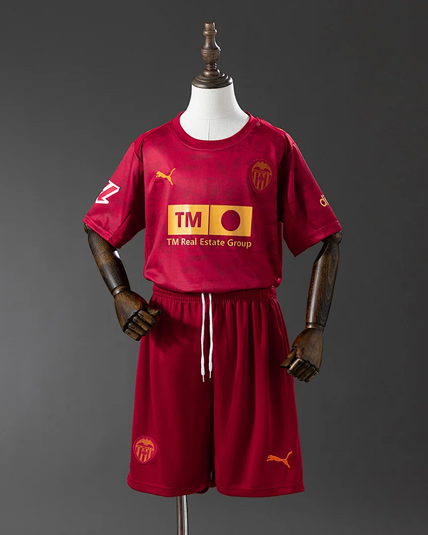 Kit Criança Valência 25/26 Alternativa