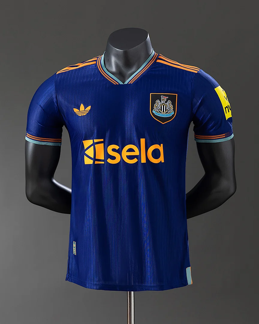 Camisola Newcastle United 25/26 Terceira Versão Jogador