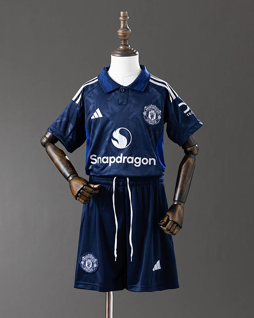 Kit Criança Manchester United 24/25 Alternativa