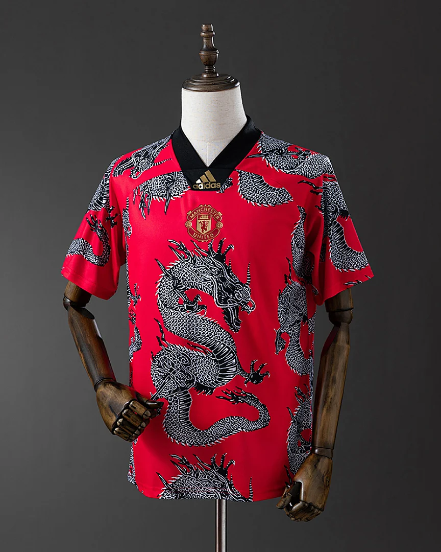 Camisola Retro Manchester United 19/20 Edição Especial · Modelo 2