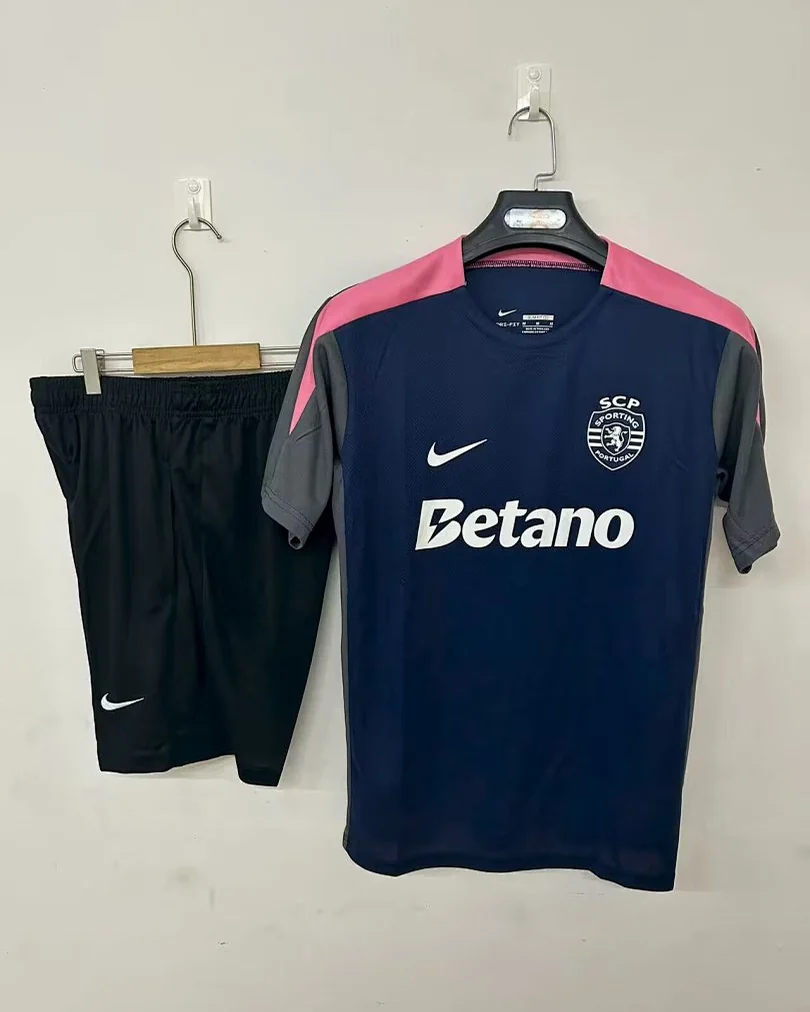 Conjunto Sporting CP 25/26 Pré-Jogo