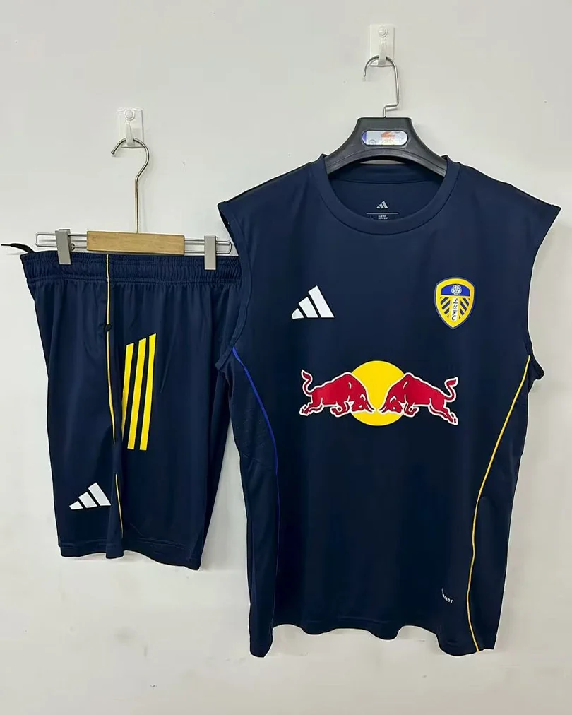 Conjunto Leeds United 25/26 Azul