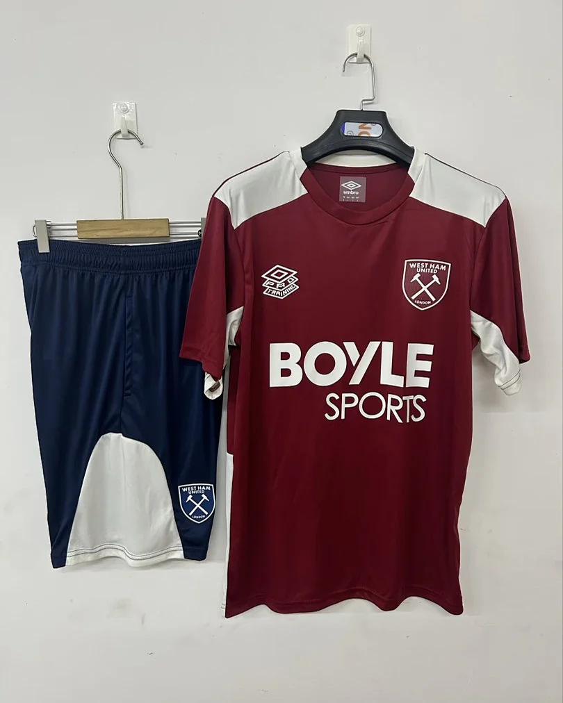 Conjunto West Ham 25/26 Vermelho
