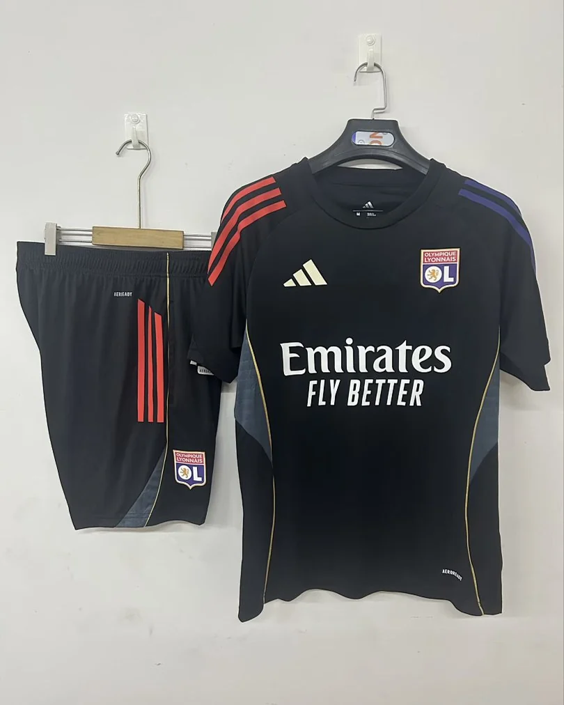 Conjunto Olympique de Lyon 25/26 Preto
