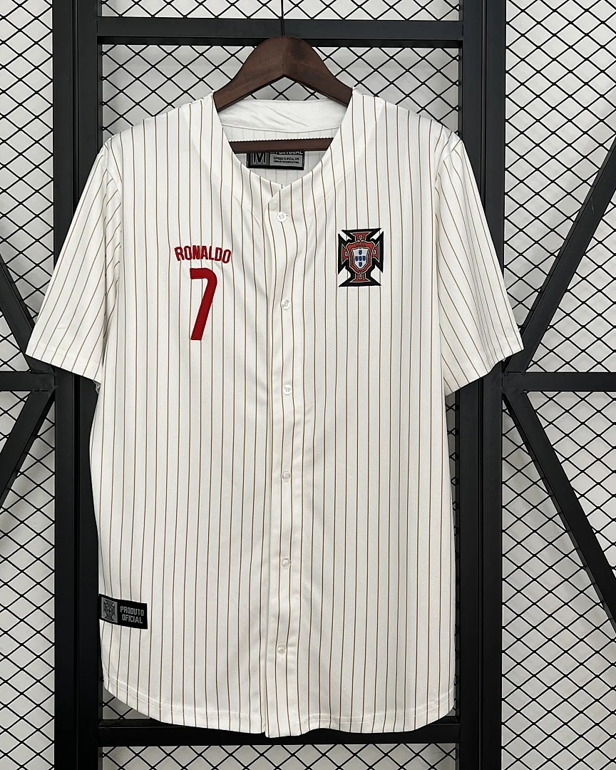 Camisola Portugal 2025 Edição Especial · Modelo 2