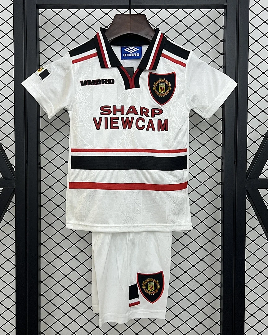 Kit Criança Manchester United 1997/98 Alternativa