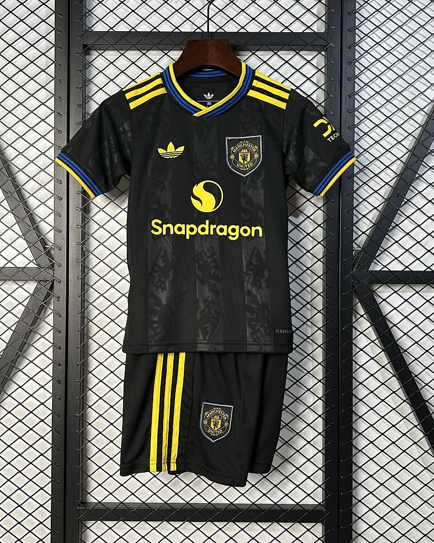 Kit Criança Manchester United 25/26 Terceira