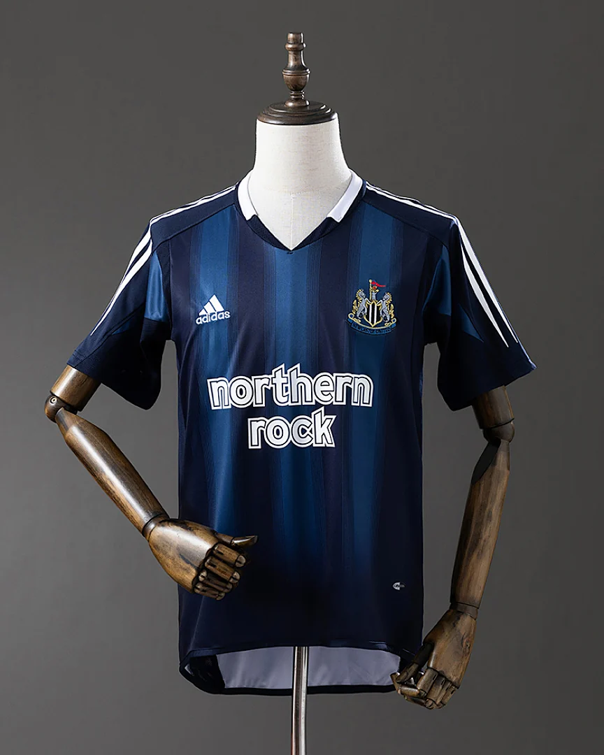 Camisola Retro Newcastle United 05/06 Alternativa