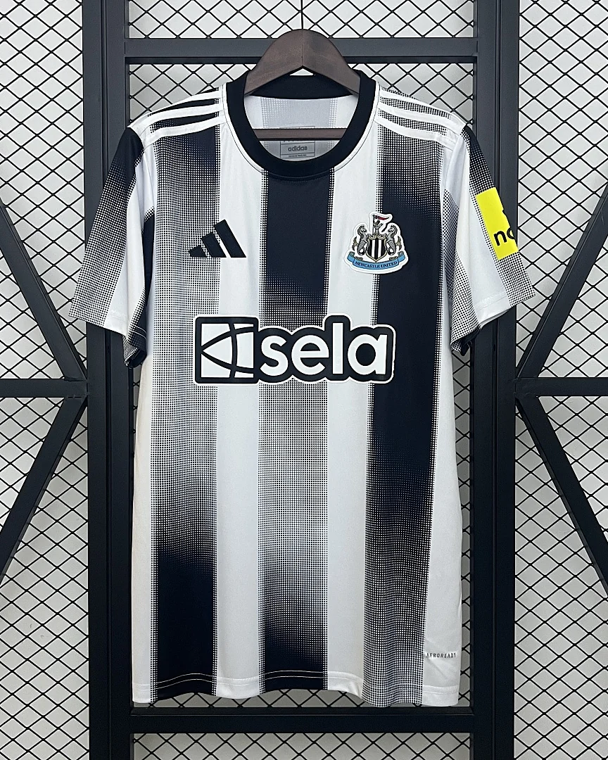 Camisola Newcastle United 25/26 Edição Especial