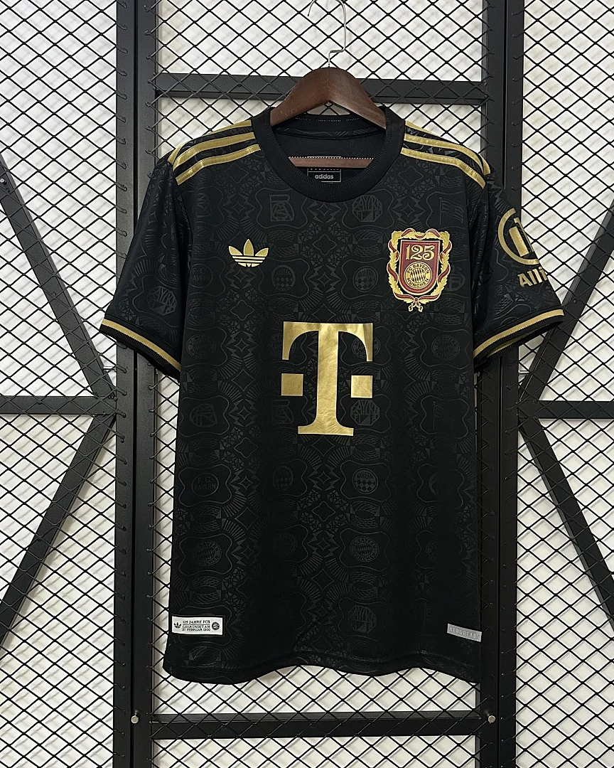 Camisola Bayern Munique 25/26 125 Anos