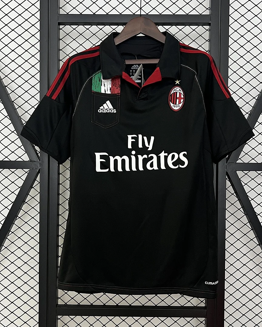 Camisola Retro AC Milan 12/13 Preta