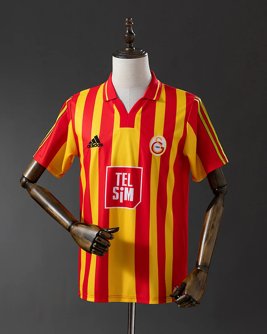 Camisola Retro Galatasaray 1999/00 Principal