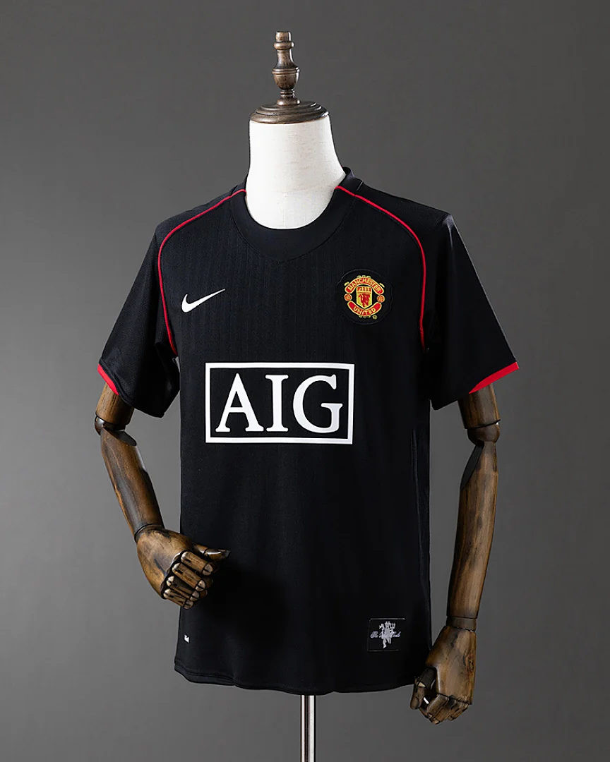 Camisola Retro Manchester United 07/08 Preta