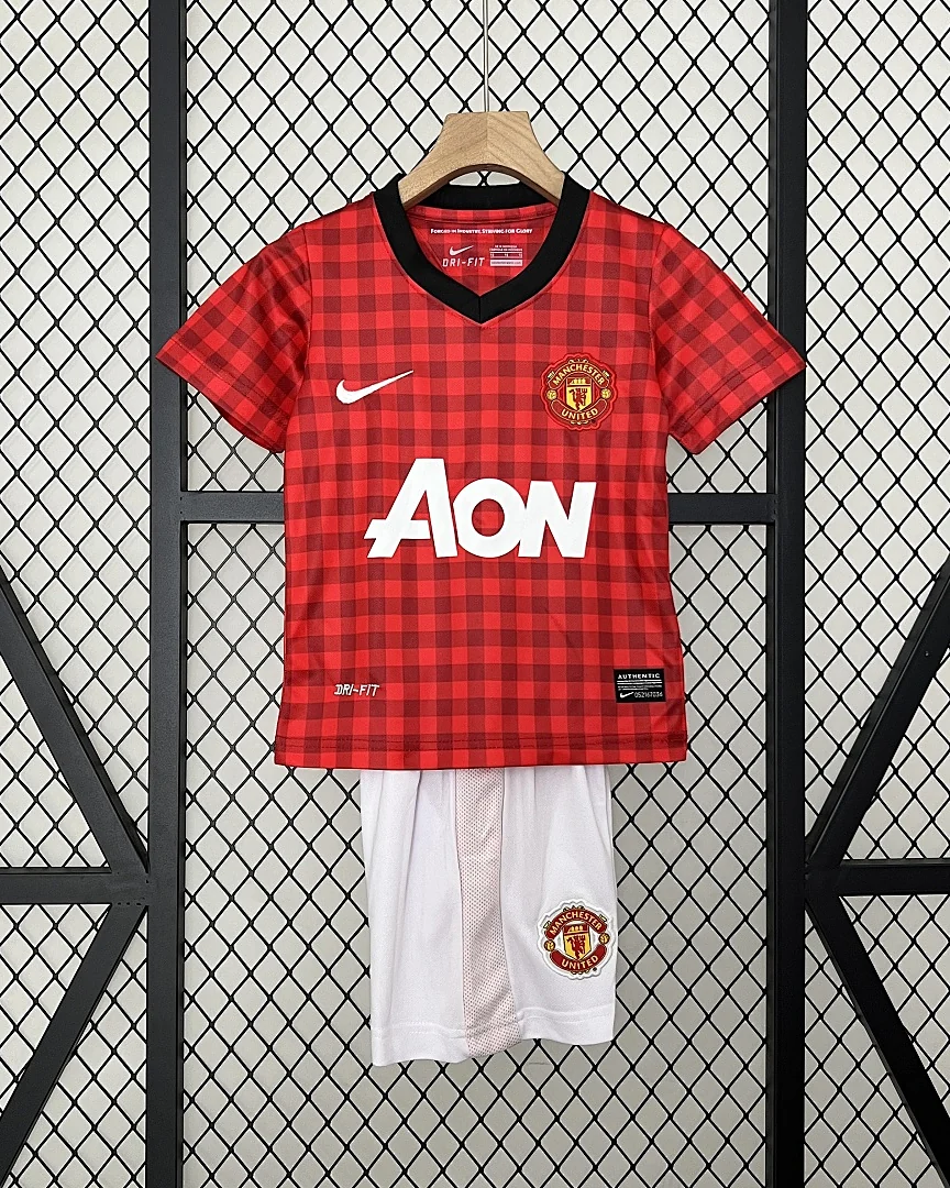 Kit Criança Manchester United 12/13 Principal