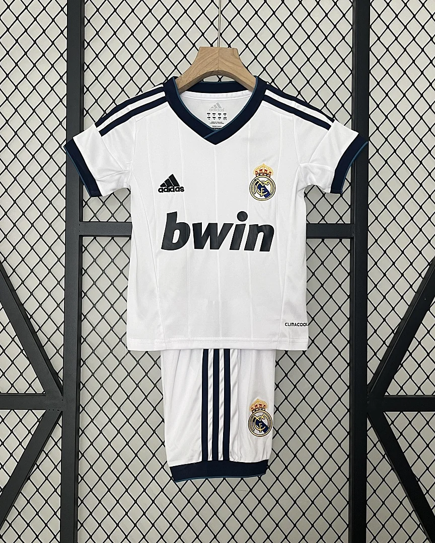 Kit Criança Real Madrid 12/13 Principal
