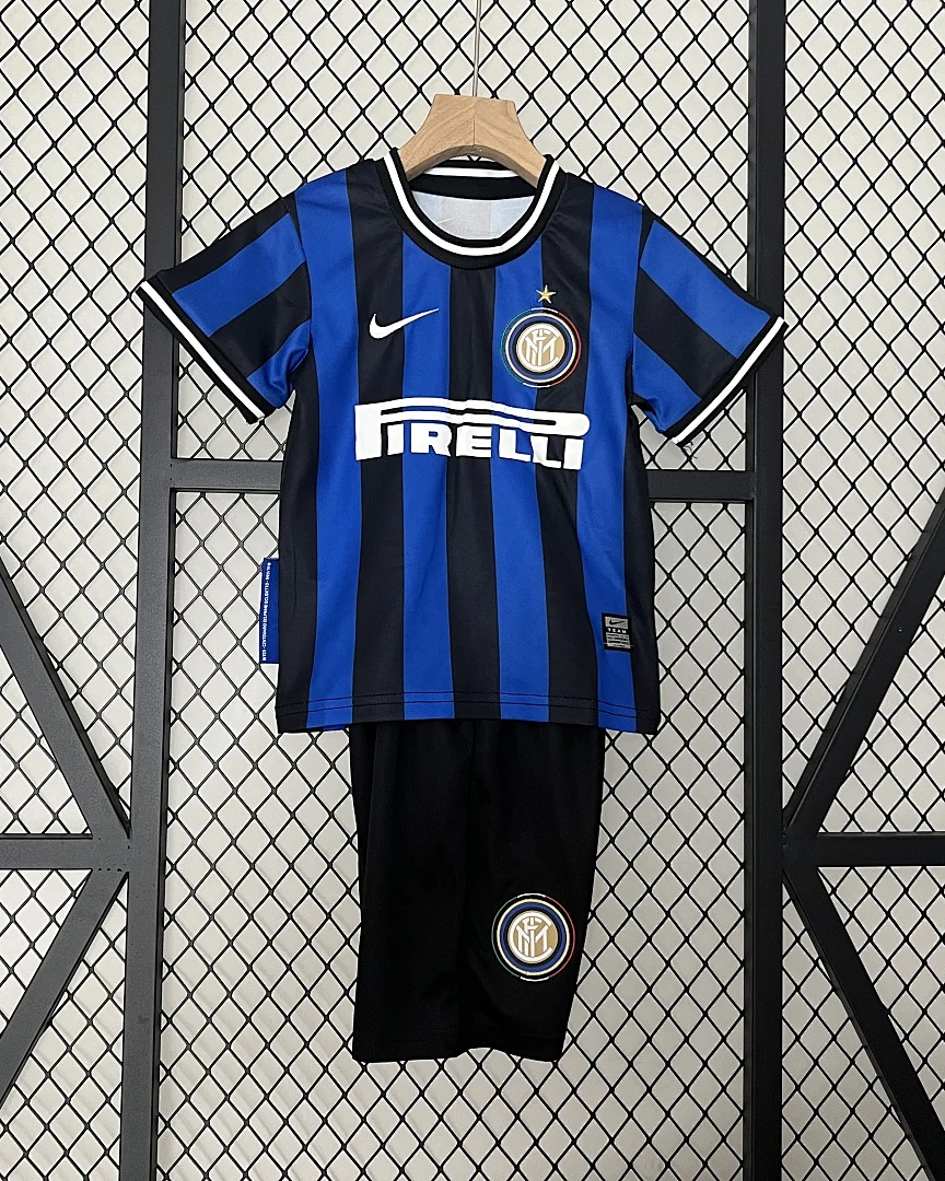 Kit Criança Inter de Milão 09/10 Principal · Modelo 2