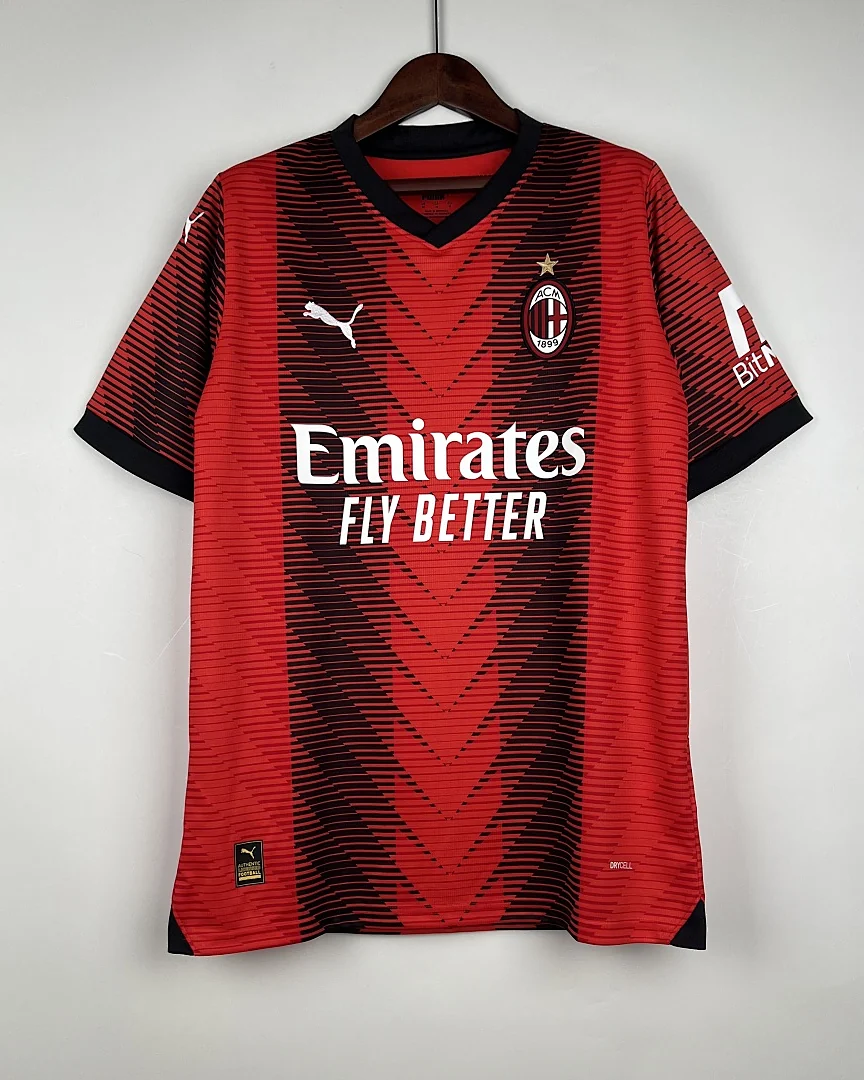 Camisola Retro AC Milan 23/24 Principal