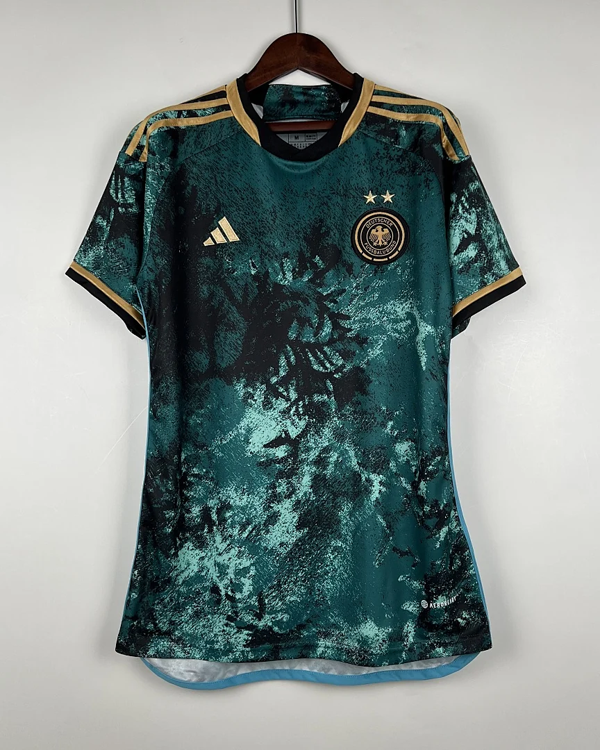Camisola Retro Alemanha 2023